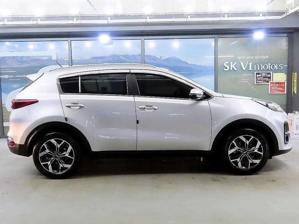 기아 스포티지 스포티지 더 볼드 1.6 디젤 4WD 프레스티지 이미지 3