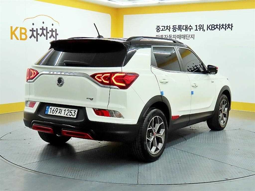 KG모빌리티(쌍용) 코란도 뷰티풀코란도 2WD 가솔린 1.5 R-플러스 이미지 4