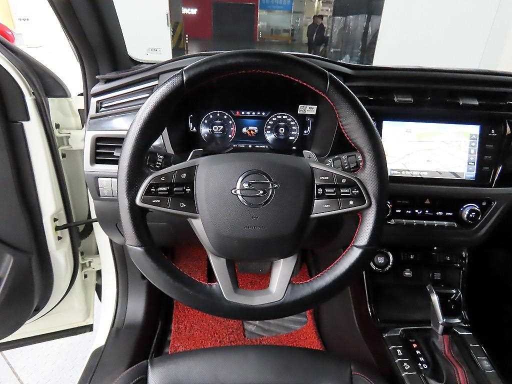 KG모빌리티(쌍용) 코란도 뷰티풀코란도 2WD 가솔린 1.5 R-플러스 이미지 9