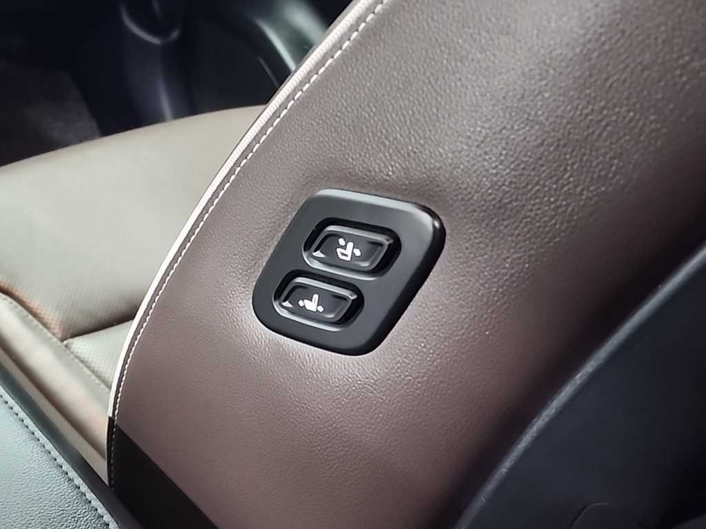 현대 투싼 투싼 (NX4) 디젤 2.0 2WD 인스퍼레이션 이미지 13