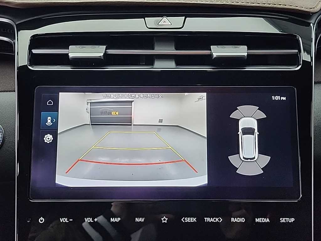 현대 투싼 투싼 (NX4) 디젤 2.0 2WD 인스퍼레이션 이미지 17