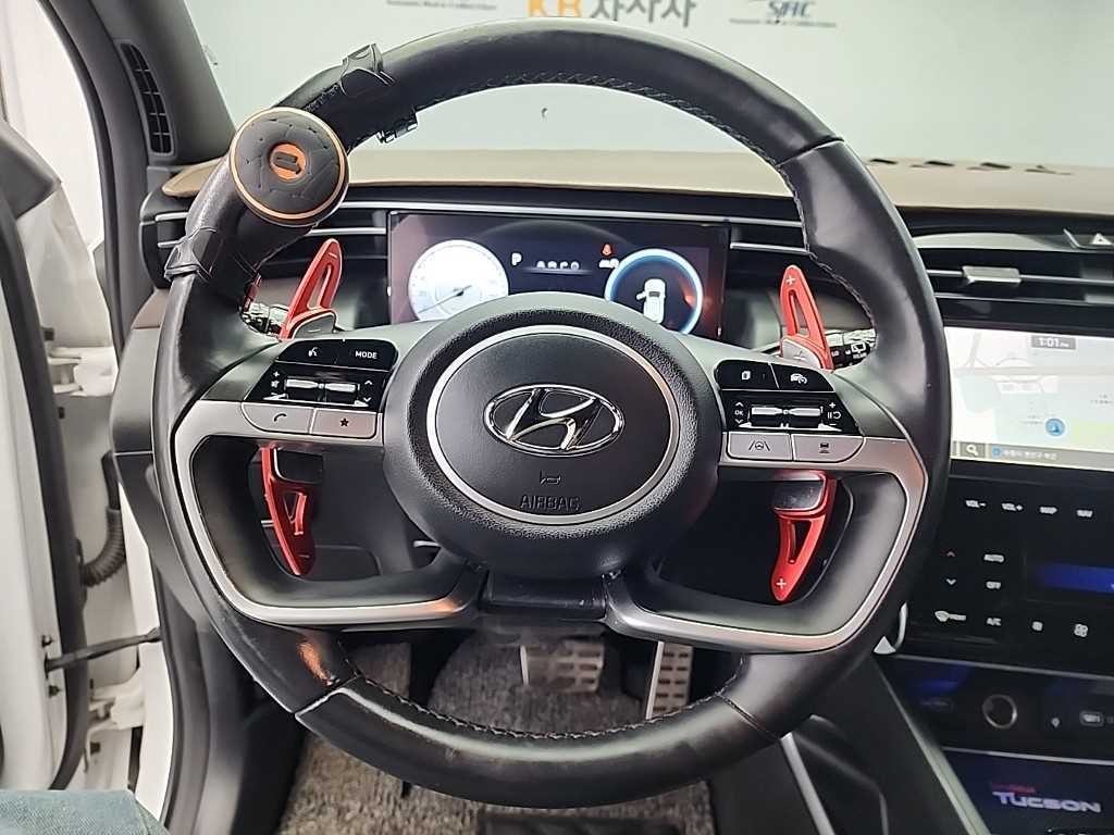 현대 투싼 투싼 (NX4) 디젤 2.0 2WD 인스퍼레이션 이미지 9