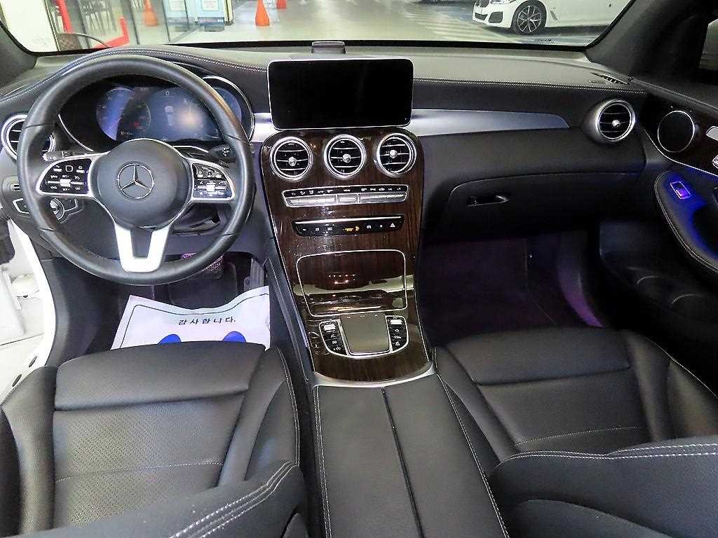 벤츠 GLC 클래스 GLC클래스 X253 GLC 300 4MATIC 이미지 10