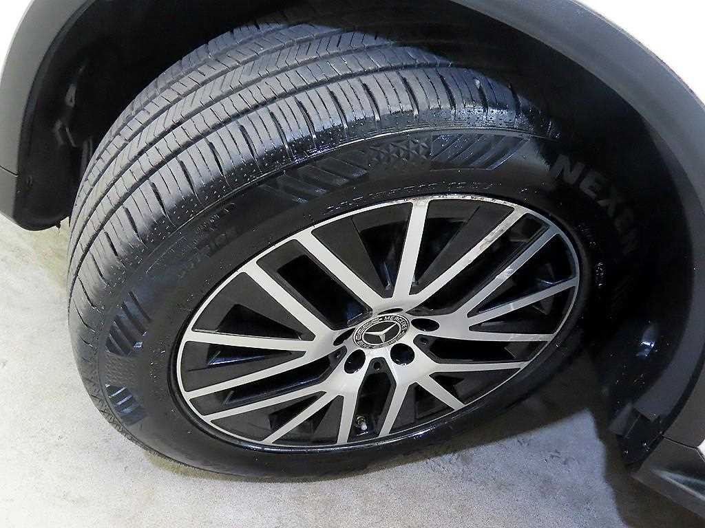 벤츠 GLC 클래스 GLC클래스 X253 GLC 300 4MATIC 이미지 20