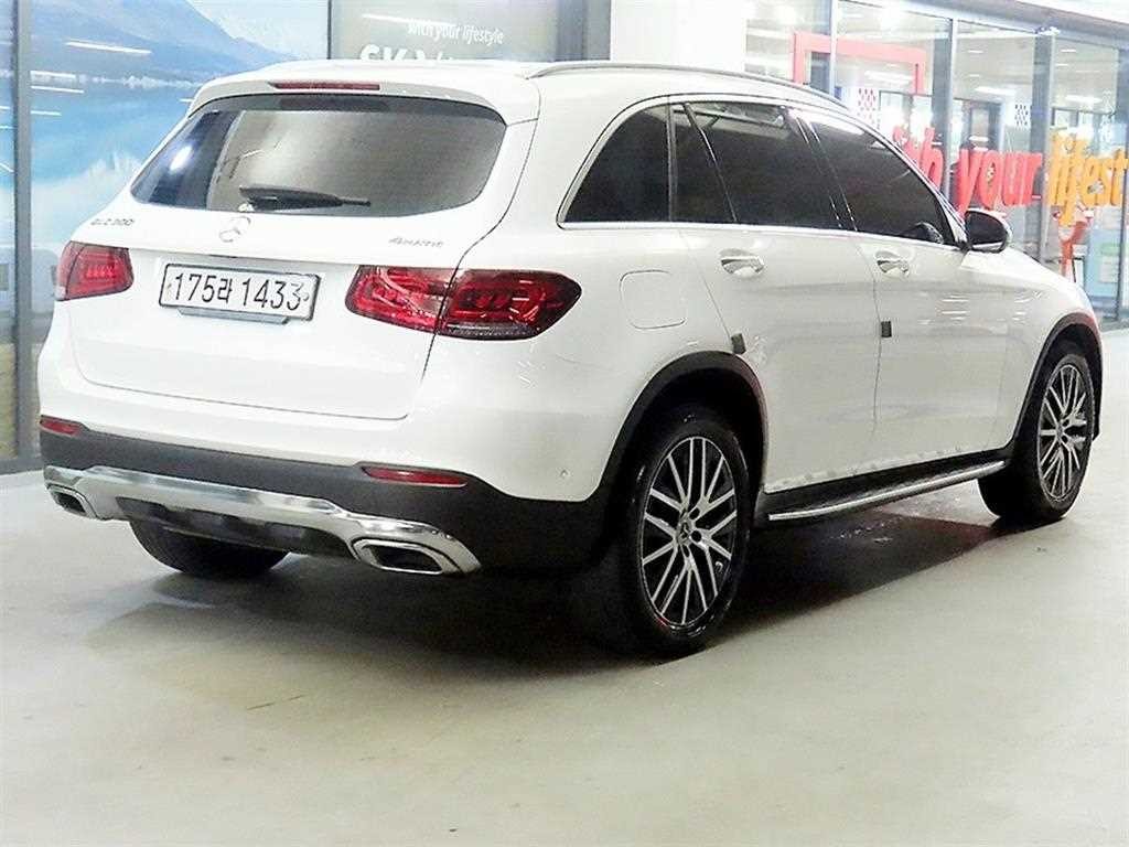 벤츠 GLC 클래스 GLC클래스 X253 GLC 300 4MATIC 이미지 4
