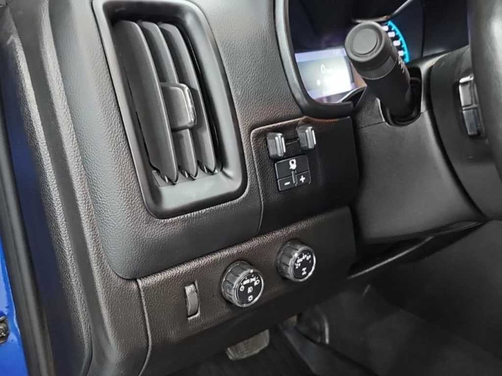쉐보레 콜로라도 3.6 익스트림-X 4WD 이미지 14