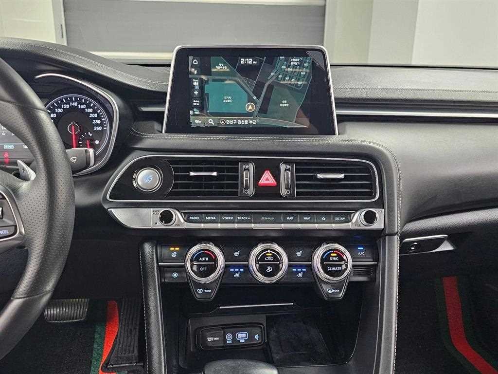 제네시스 G70 2.2D AWD 엘리트 이미지 14
