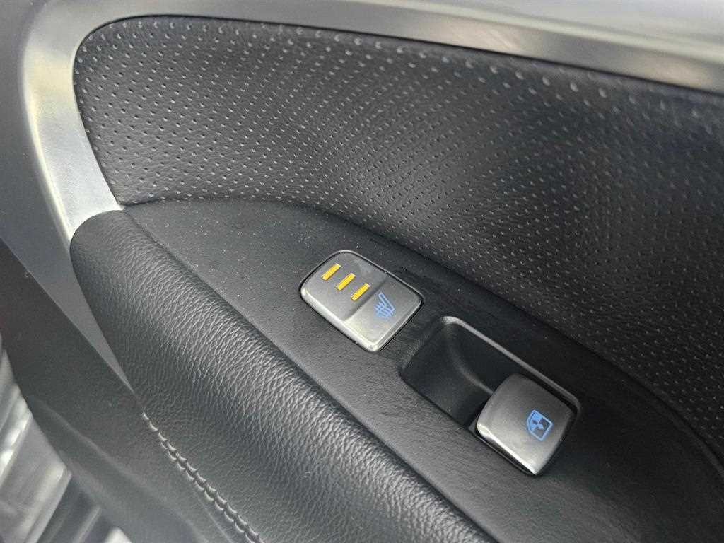 제네시스 G70 2.2D AWD 엘리트 이미지 16
