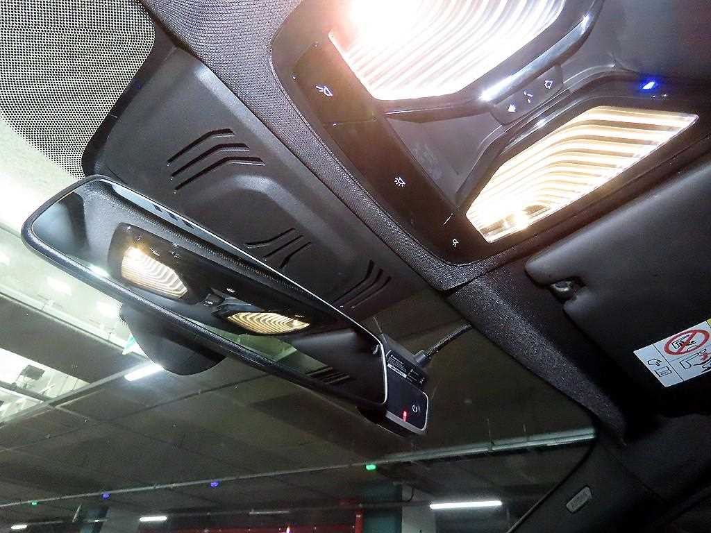 BMW 3시리즈 3시리즈 (G20) 320i M 스포츠 이미지 16