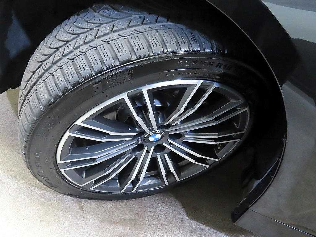 BMW 3시리즈 3시리즈 (G20) 320i M 스포츠 이미지 20