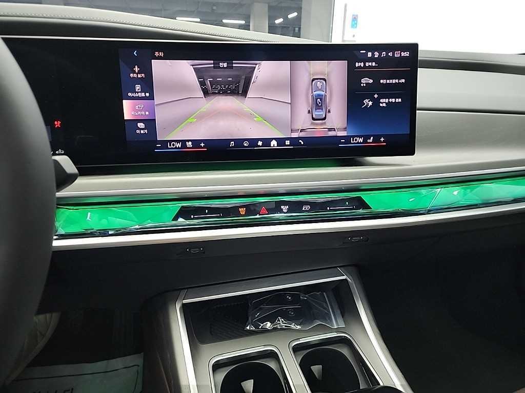 BMW 7시리즈 7시리즈 (G70) 740d xDrive 디자인 퓨어 엑셀런스 이미지 11