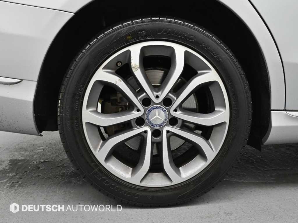 벤츠 C 클래스 C클래스 W205 C200 아방가르드 이미지 5