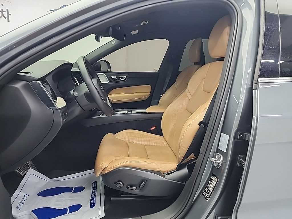 볼보 XC60 XC60(2세대) T6 AWD 인스크립션 이미지 11