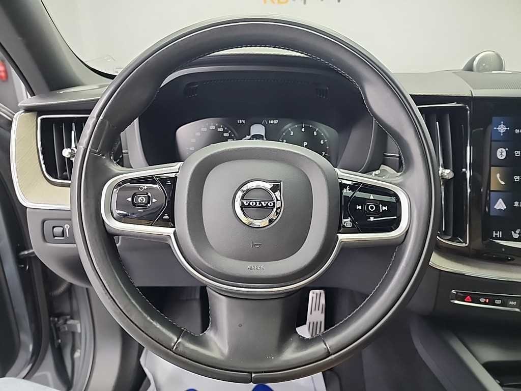 볼보 XC60 XC60(2세대) T6 AWD 인스크립션 이미지 9