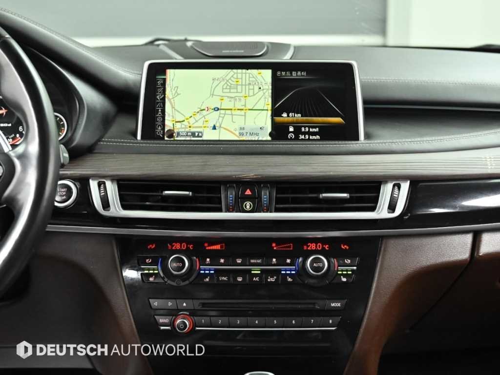 BMW X5 X5 (F15) xDrive M50d 이미지 14