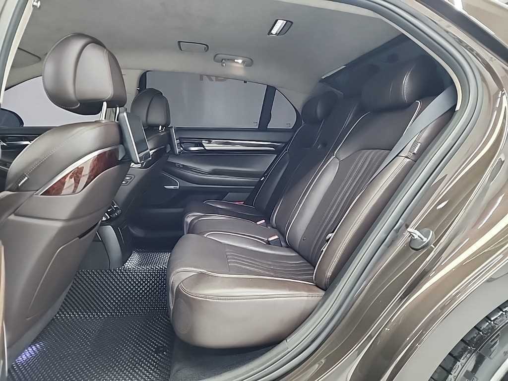 제네시스 EQ900 3.8 GDI AWD 프레스티지 이미지 12