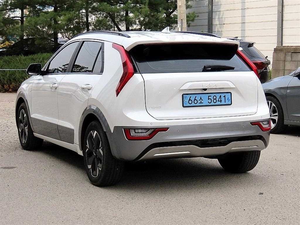기아 니로 디 올 뉴 니로 EV 어스 이미지 3