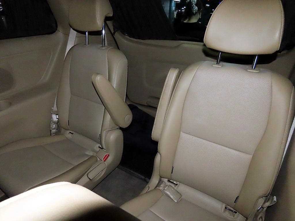 기아 카니발 올 뉴 카니발 디젤 9인승 하이리무진 프레스티지 이미지 8