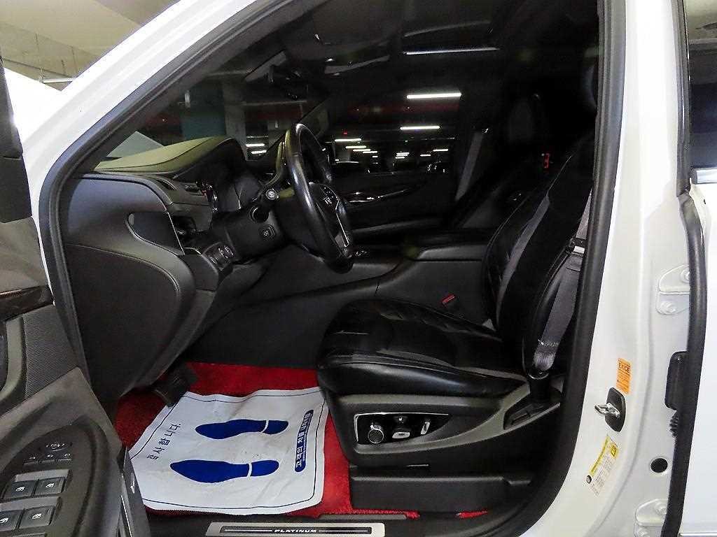 캐딜락 에스컬레이드 6.2 V8 ESV 이미지 6