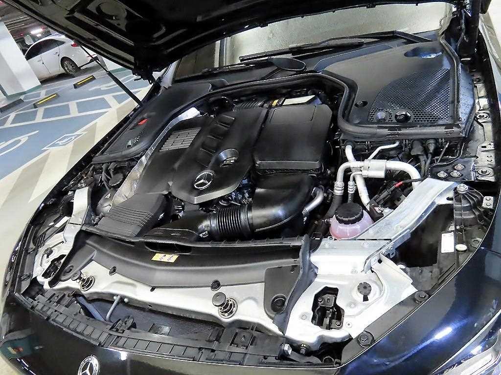 벤츠 CLS 클래스 CLS클래스 C257 CLS 300d 4MATIC 이미지 19