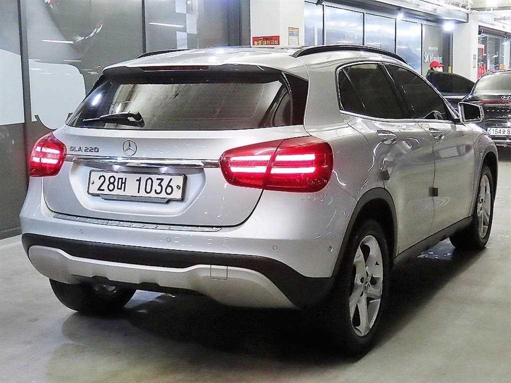 벤츠 GLA 클래스 GLA클래스 X156 GLA220 이미지 4