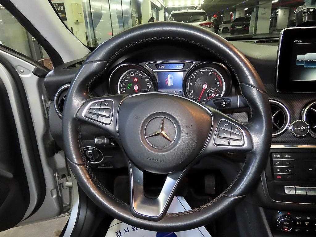 벤츠 GLA 클래스 GLA클래스 X156 GLA220 이미지 8