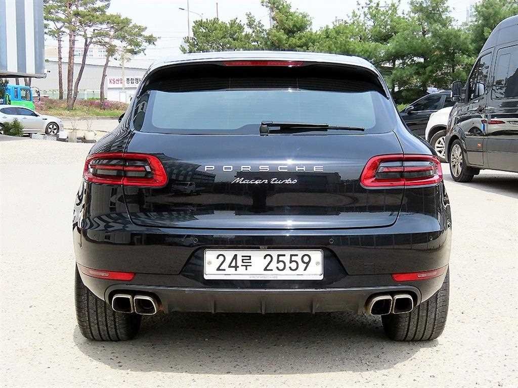 포르쉐 마칸 가솔린 3.6 터보 이미지 4