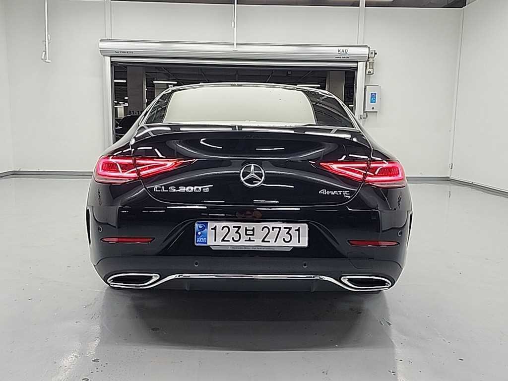 벤츠 CLS 클래스 CLS클래스 C257 CLS 300d 4MATIC 이미지 3