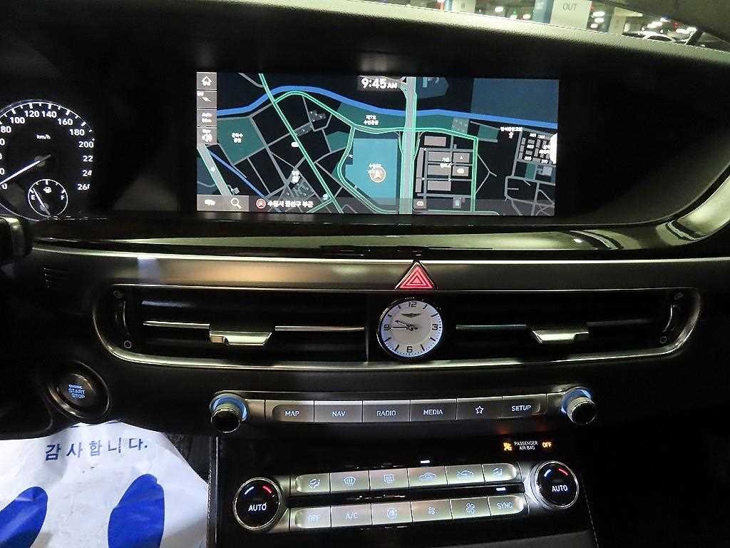 제네시스 G90 3.8 GDI AWD 럭셔리 이미지 11