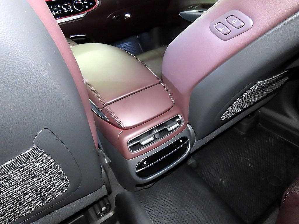 제네시스 GV70 2.5T 가솔린 AWD 이미지 16