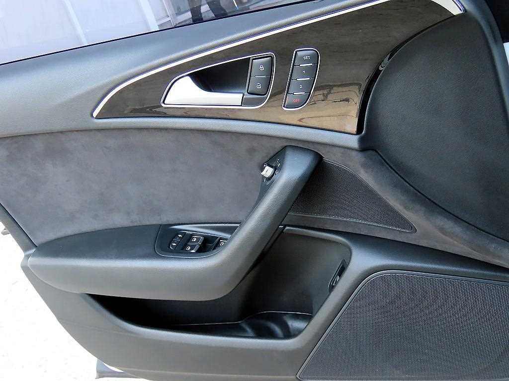아우디 A6 뉴A6 40 TFSI 콰트로 스포츠 이미지 12