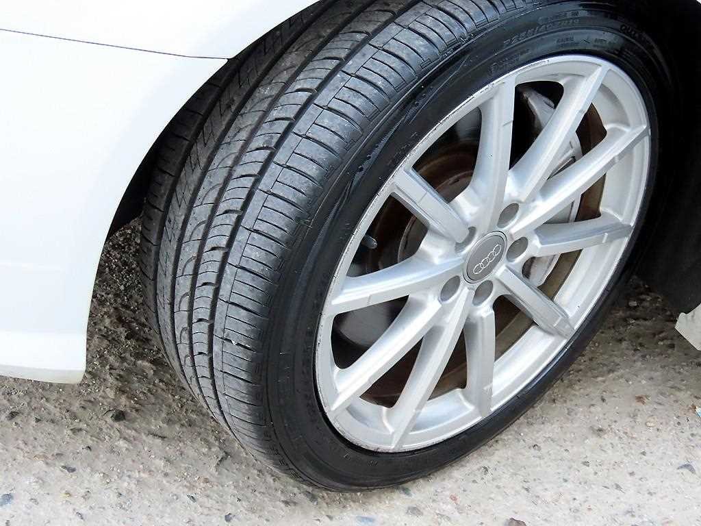 아우디 A6 뉴A6 40 TFSI 콰트로 스포츠 이미지 20