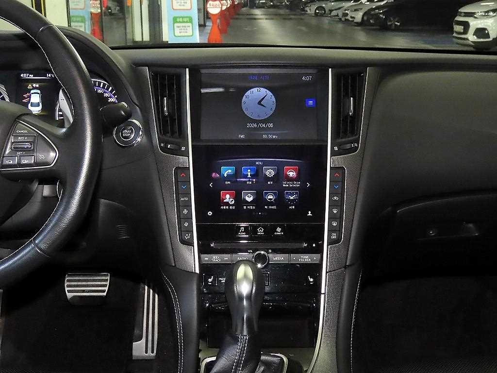 인피니티 Q Q50 3.5 하이브리드 에센스 이미지 11