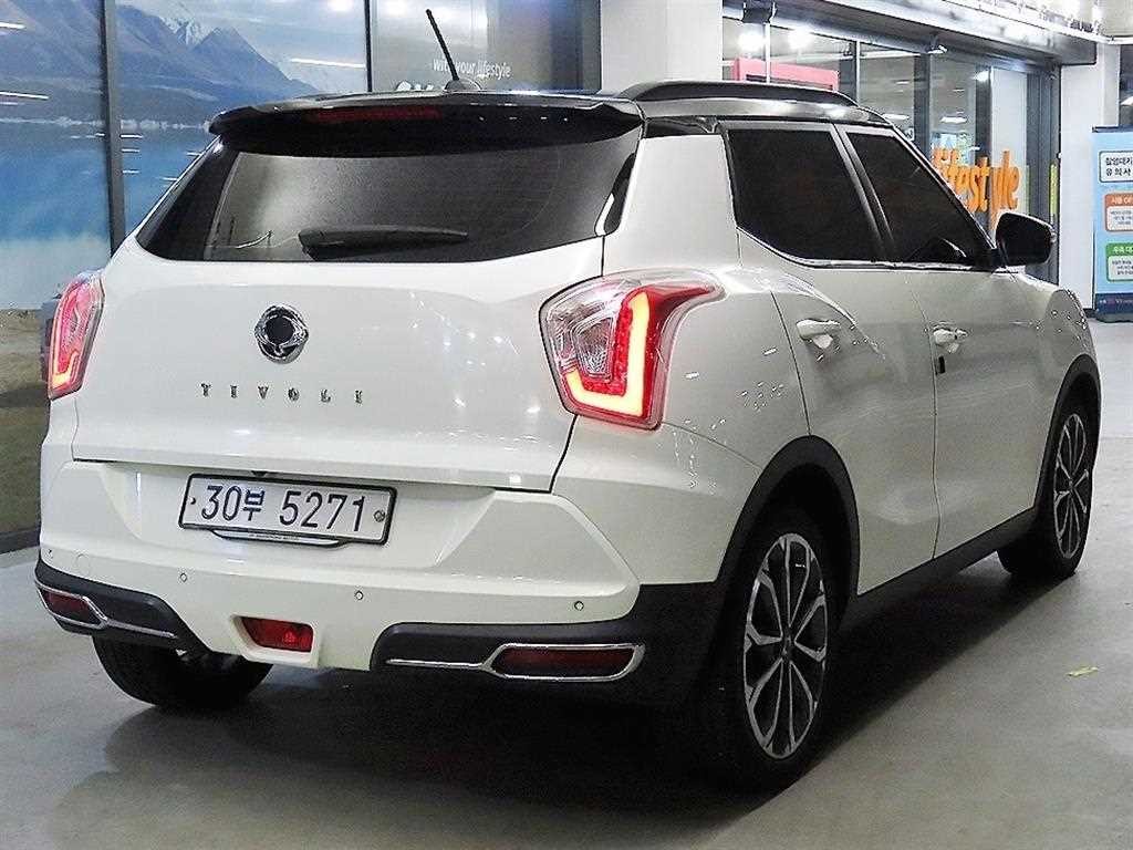 KG모빌리티(쌍용) 티볼리 티볼리 아머 2WD 가솔린 LX 이미지 4