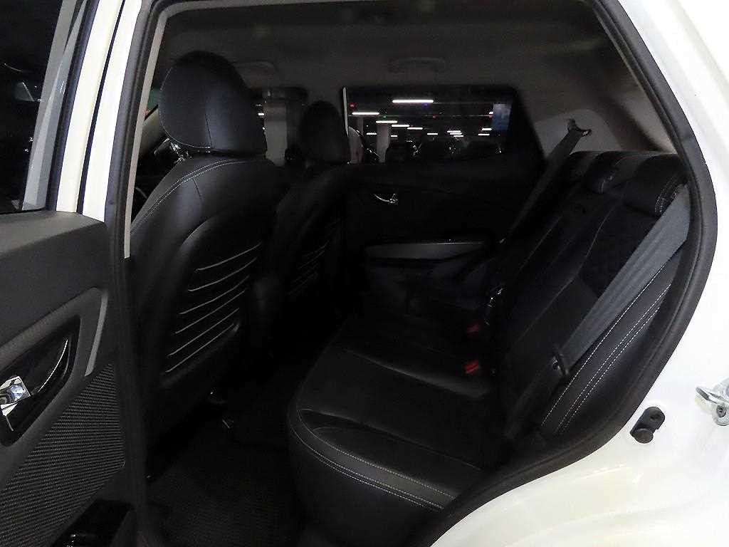 KG모빌리티(쌍용) 티볼리 티볼리 아머 2WD 가솔린 LX 이미지 7