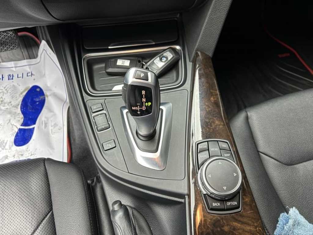 BMW 그란투리스모 3시리즈 GT (F34) GT 320D xDrive 이미지 10