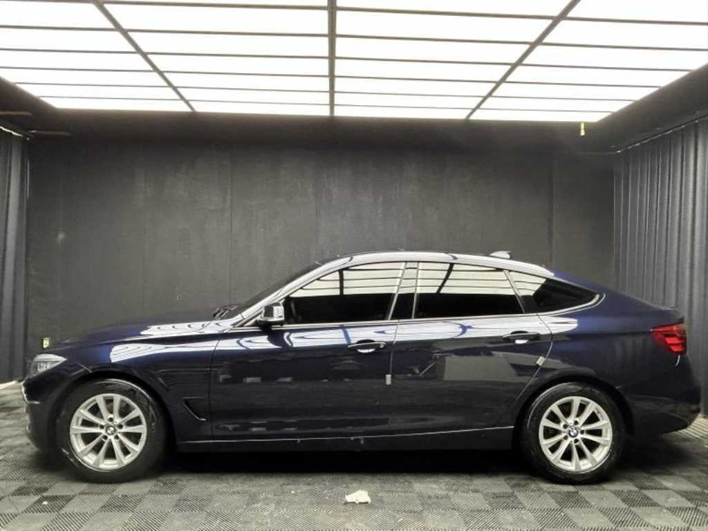 BMW 그란투리스모 3시리즈 GT (F34) GT 320D xDrive 이미지 3