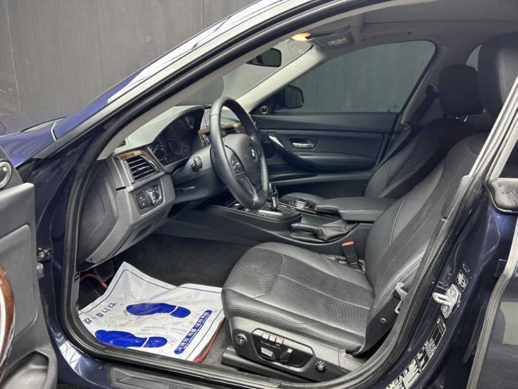 BMW 그란투리스모 3시리즈 GT (F34) GT 320D xDrive 이미지 6