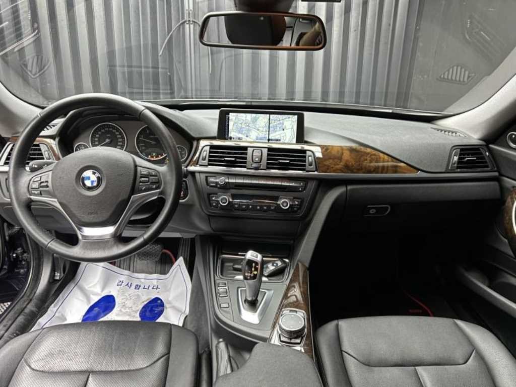 BMW 그란투리스모 3시리즈 GT (F34) GT 320D xDrive 이미지 8
