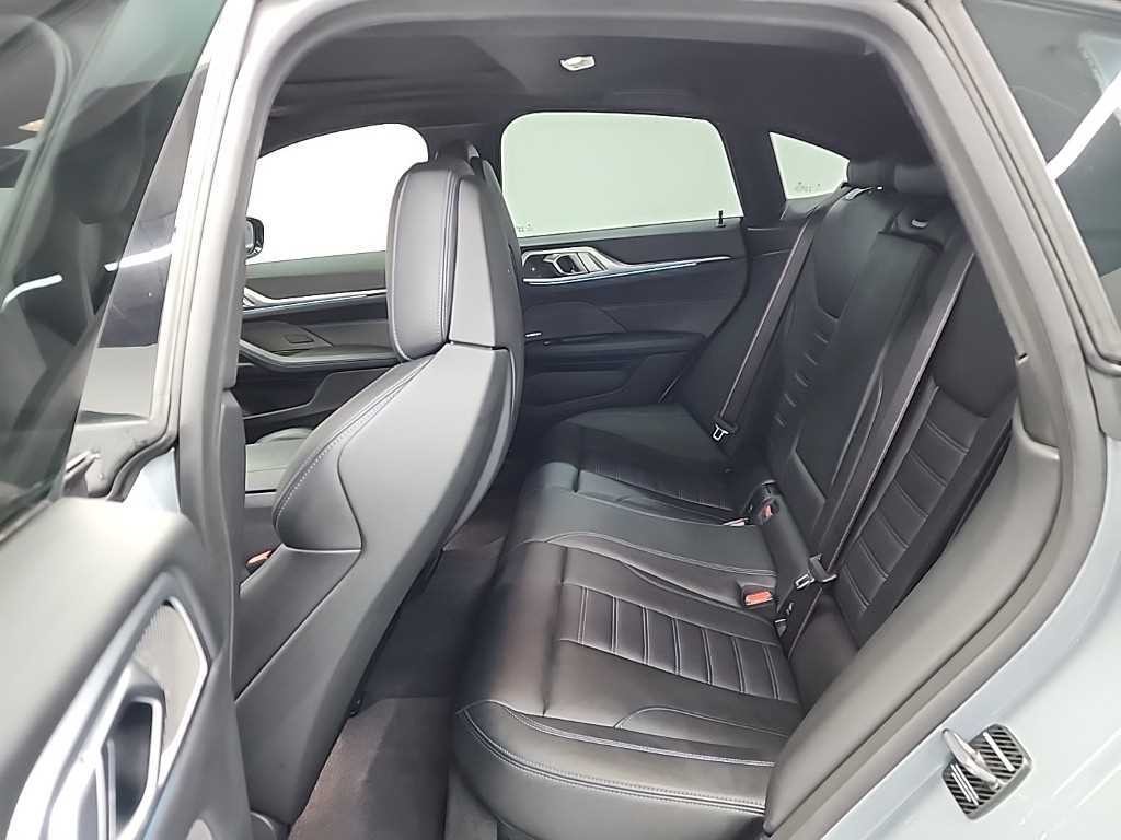 BMW i4 M50 프로 이미지 12
