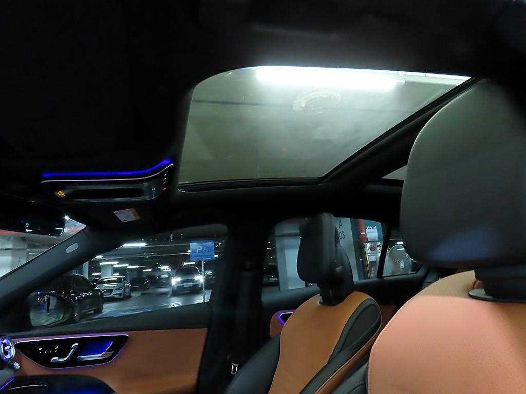 벤츠 C 클래스 C클래스 W206 C300 AMG 라인 이미지 17