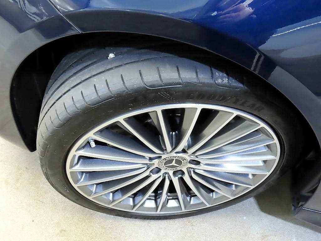 벤츠 C 클래스 C클래스 W206 C300 AMG 라인 이미지 20