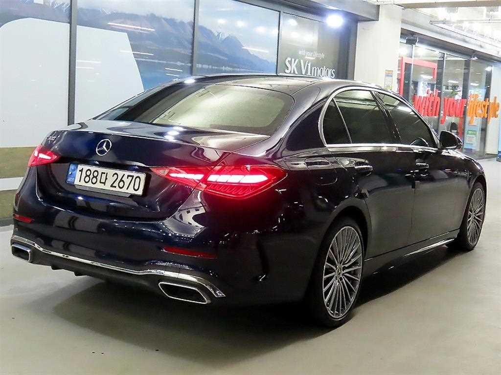 벤츠 C 클래스 C클래스 W206 C300 AMG 라인 이미지 4
