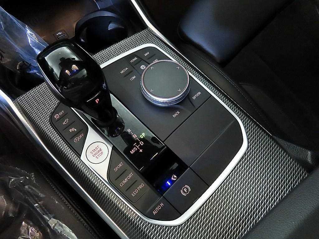 BMW 3시리즈 3시리즈 (G20) 320i M 스포츠 이미지 12