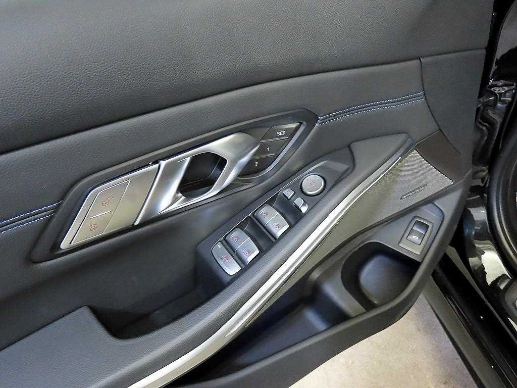 BMW 3시리즈 3시리즈 (G20) 320i M 스포츠 이미지 13