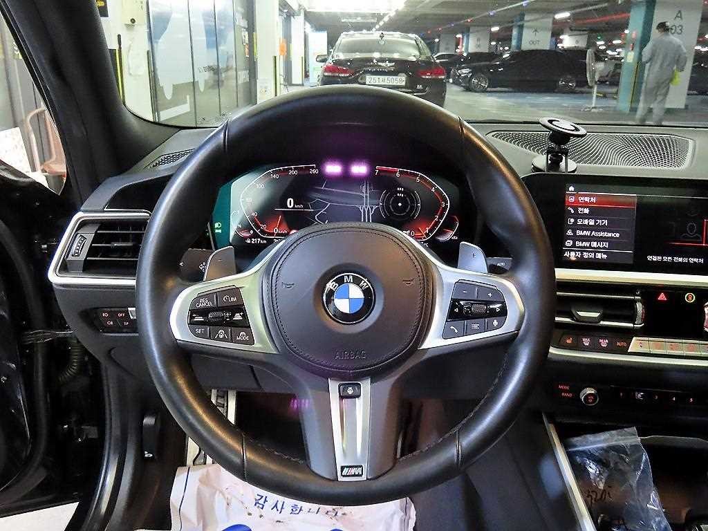 BMW 3시리즈 3시리즈 (G20) 320i M 스포츠 이미지 8
