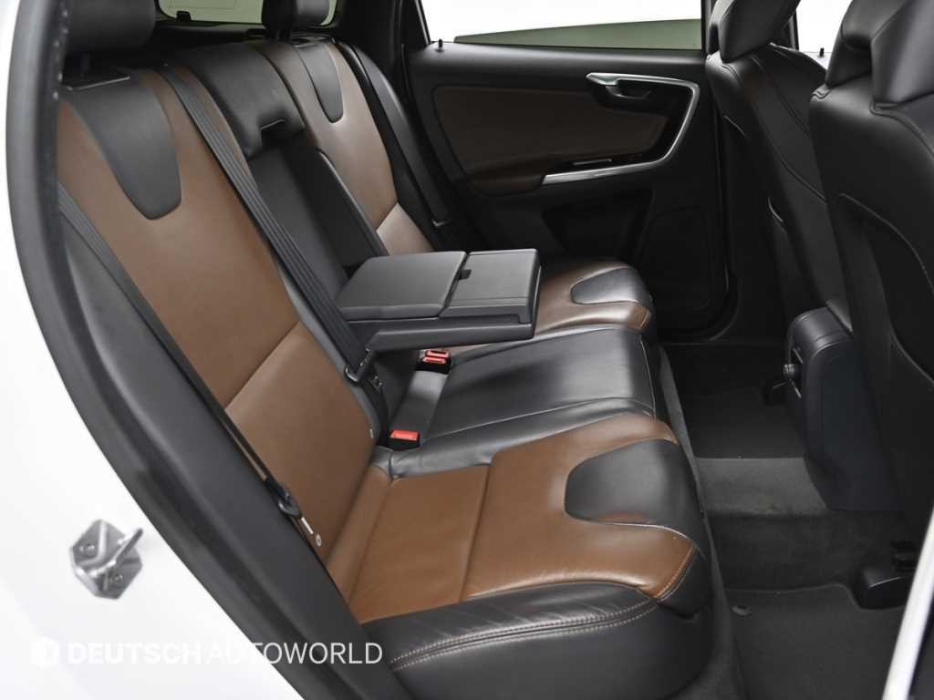 볼보 XC60 D5 AWD 이미지 12