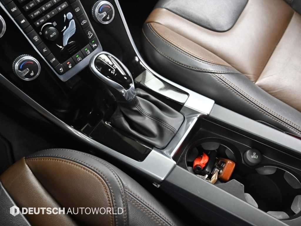 볼보 XC60 D5 AWD 이미지 9