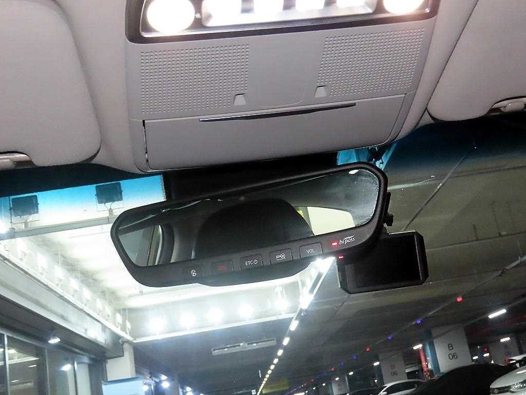 제네시스 EQ900 3.8 GDI AWD 프리미엄 럭셔리 이미지 17
