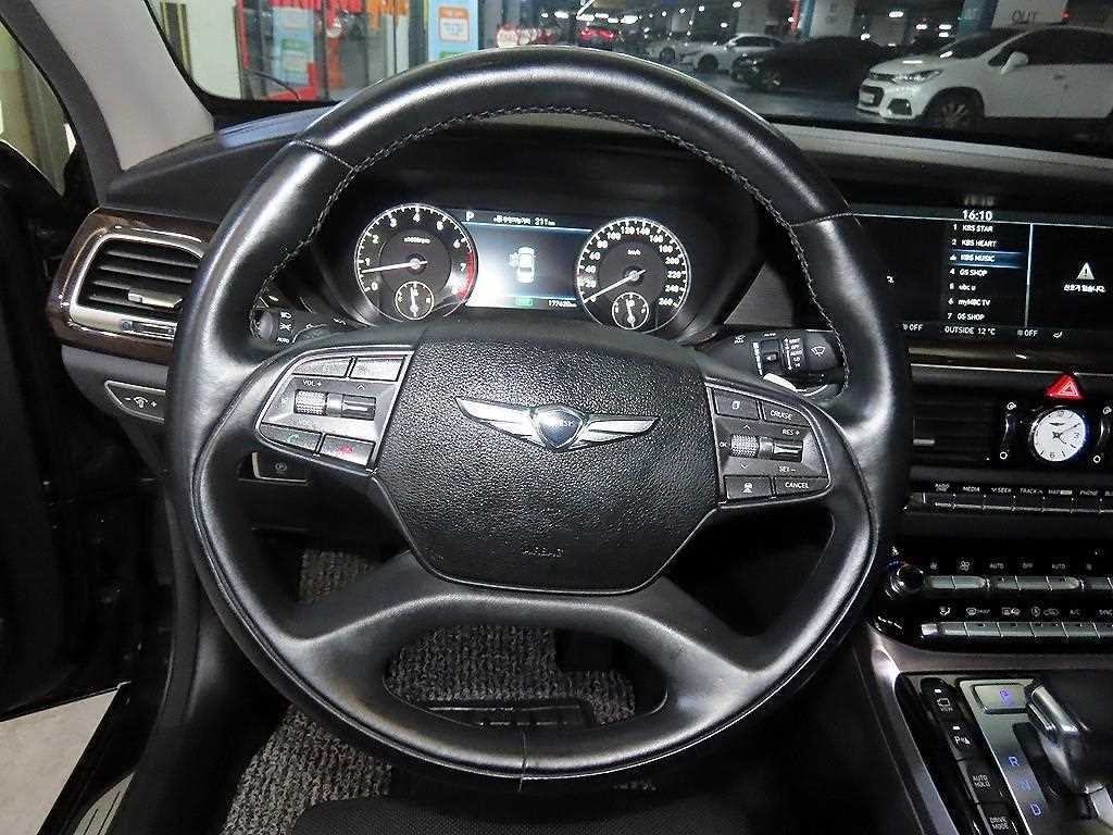 제네시스 EQ900 3.8 GDI AWD 프리미엄 럭셔리 이미지 8